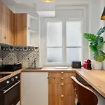 Paris Studio Near Eiffel Tower - Metro 6, 8, 12